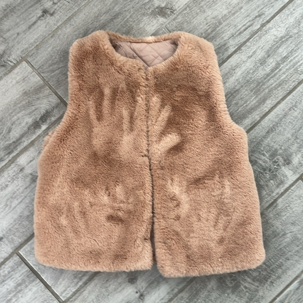 Girls Reversible Vest - Picture 2 of 2